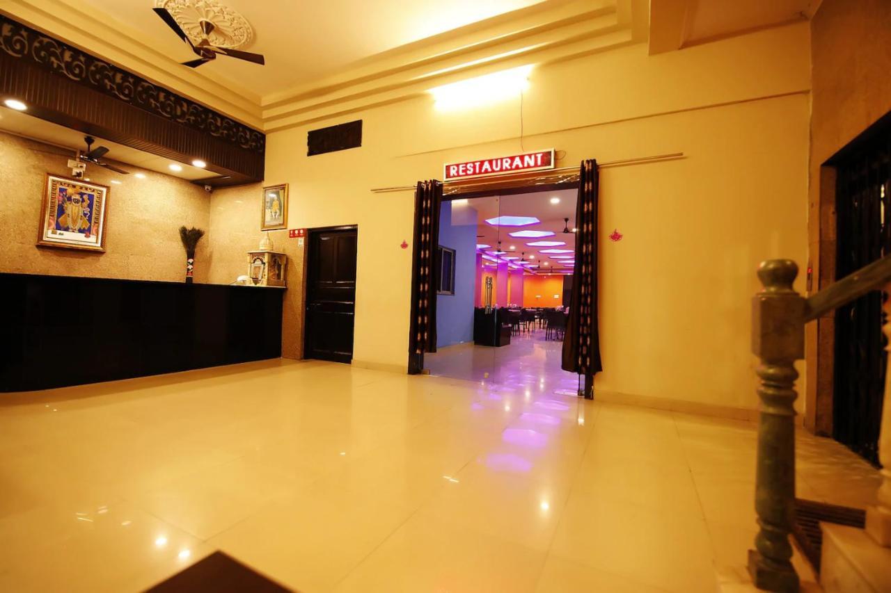 Hotel Ace Plaza Udaipur Bagian luar foto